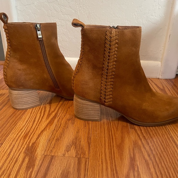 Brown suede booties. Cute stitching details, exceptional comfort. Never worn. - Picture 3 of 6